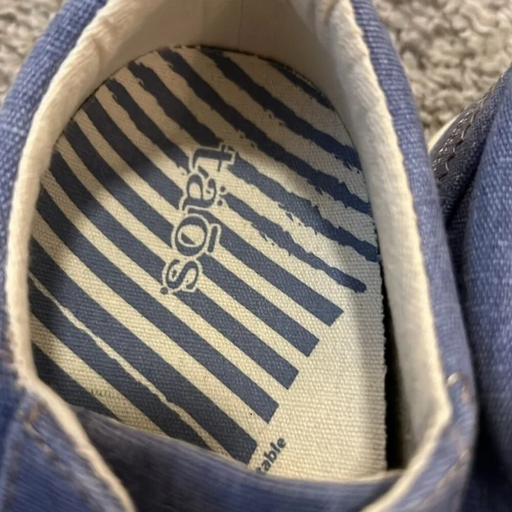 EUC Taos Star Denim‎ blue sneaker 6.5 Chambray Sneakers tennis shoes